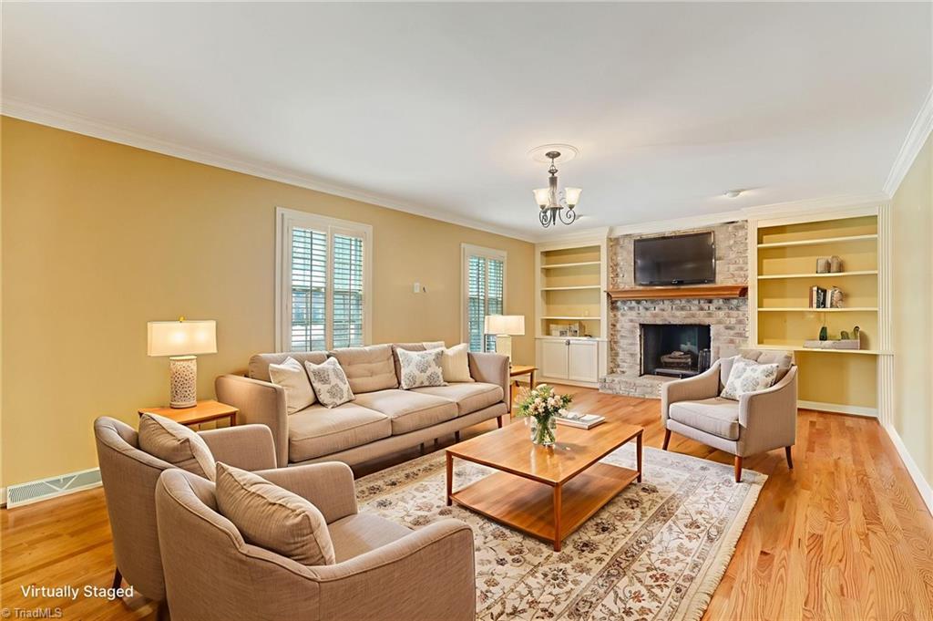 property viewer photo 4