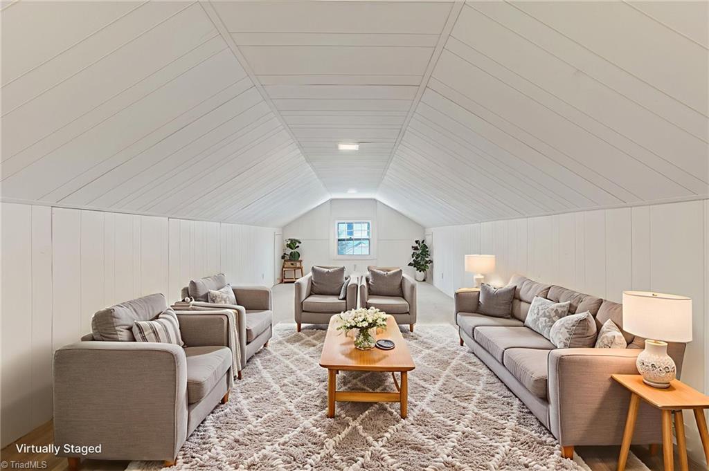 property viewer photo 43
