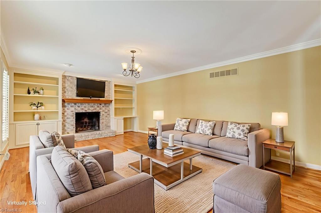 property viewer photo 6