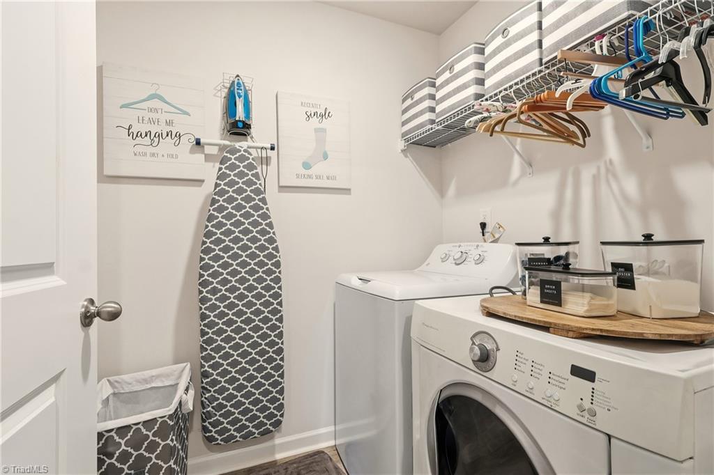 property viewer photo 12