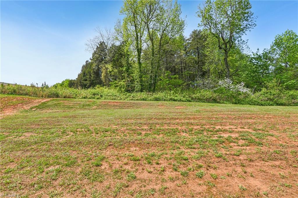 property viewer photo 18