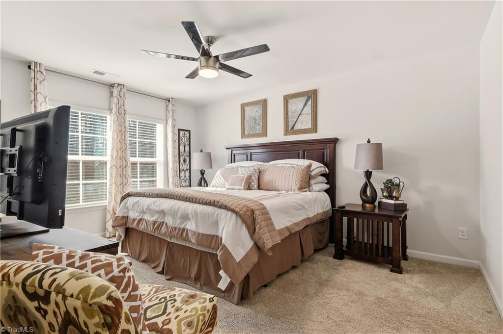 property viewer photo 7