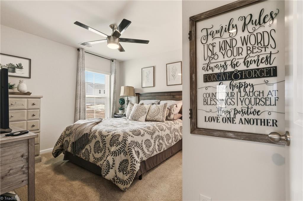 property viewer photo 9