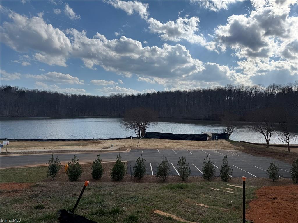 property viewer photo 4