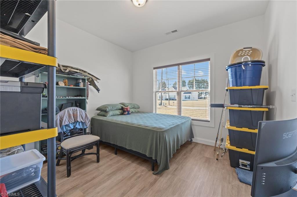 property viewer photo 10