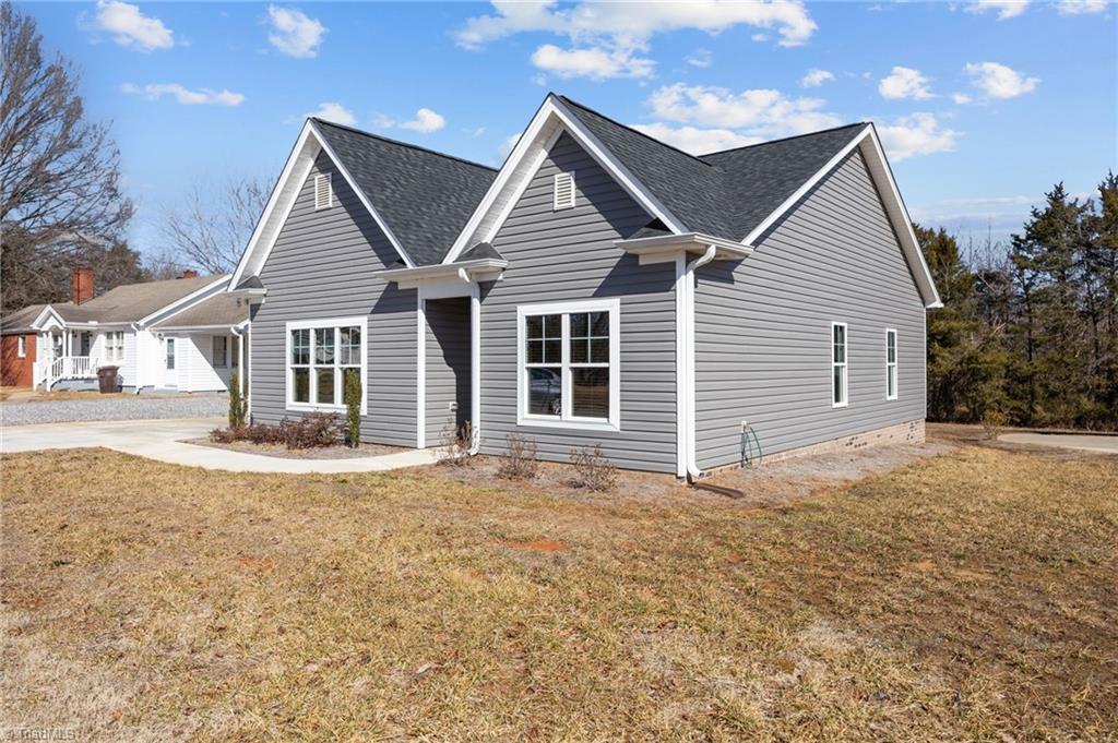 property viewer photo 25
