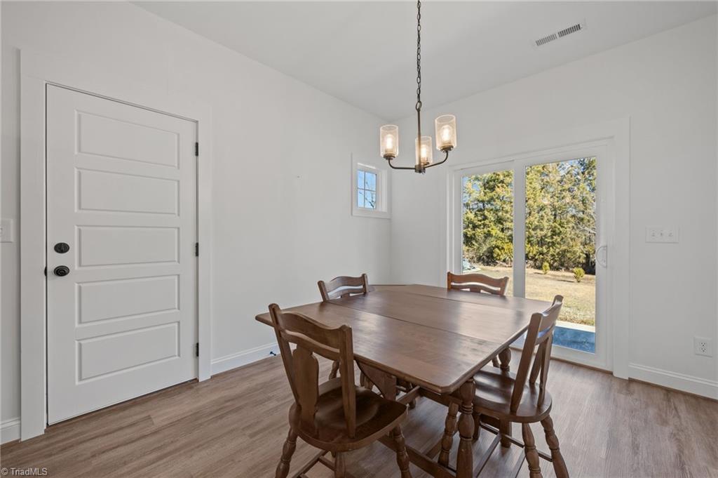 property viewer photo 7