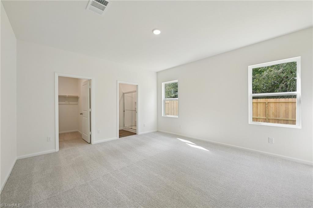 property viewer photo 4