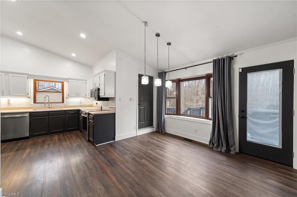 property viewer photo 20