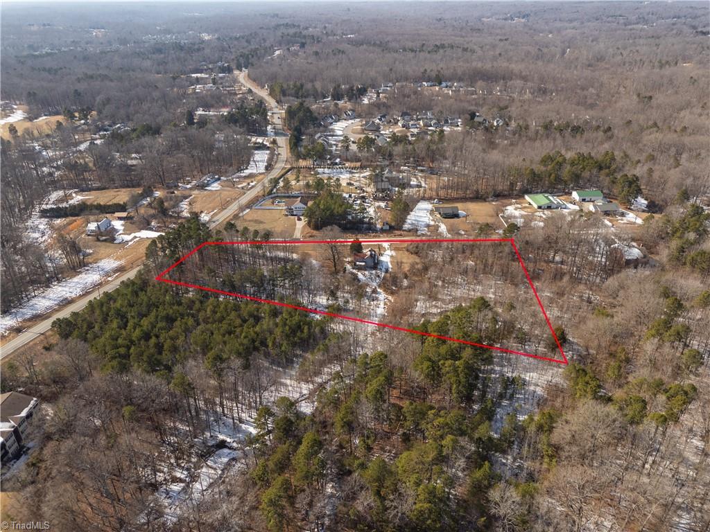 main property photo 4