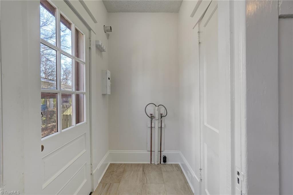 property viewer photo 18