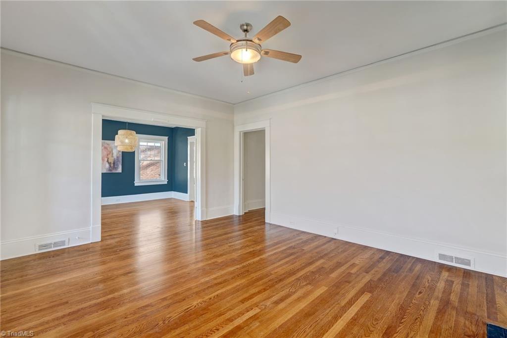 property viewer photo 26