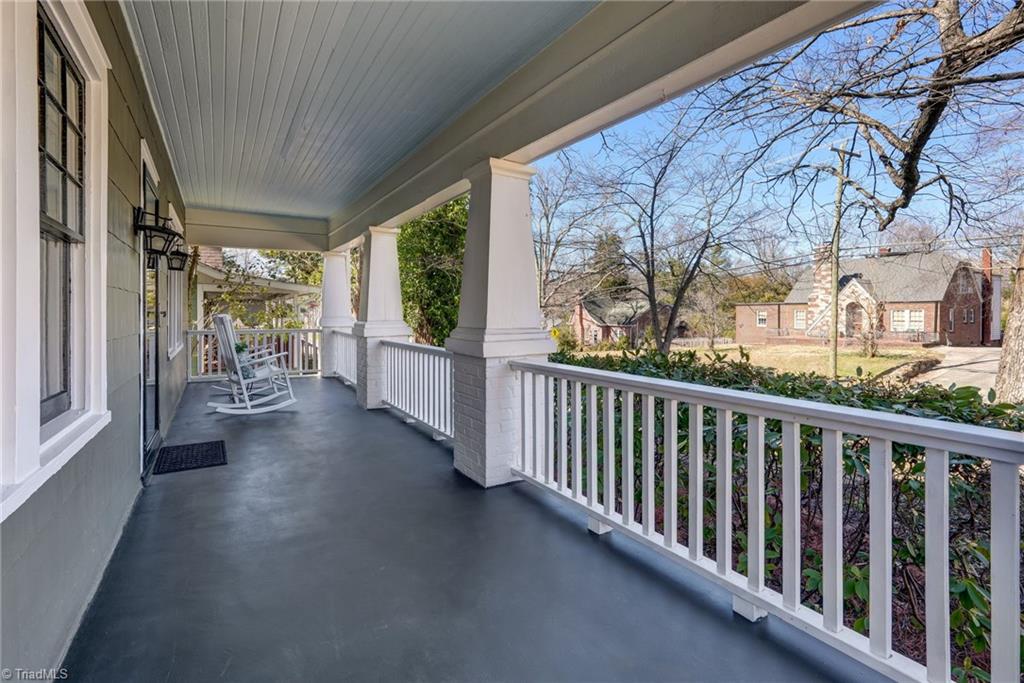 property viewer photo 3