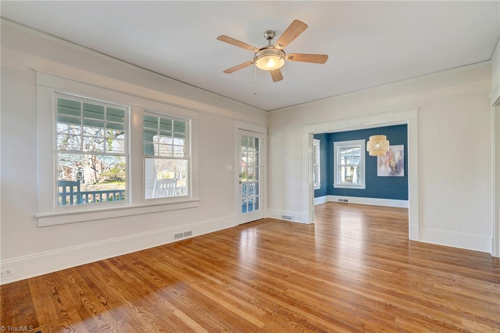 property viewer photo 6