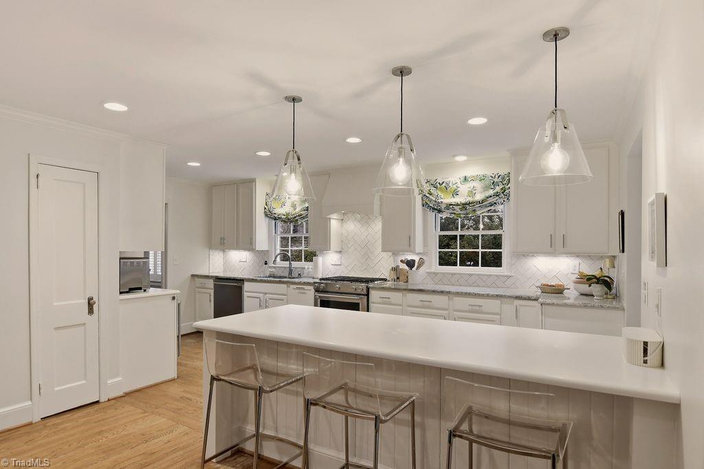 property viewer photo 10