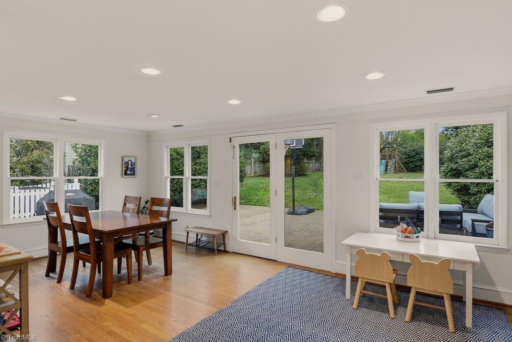property viewer photo 14