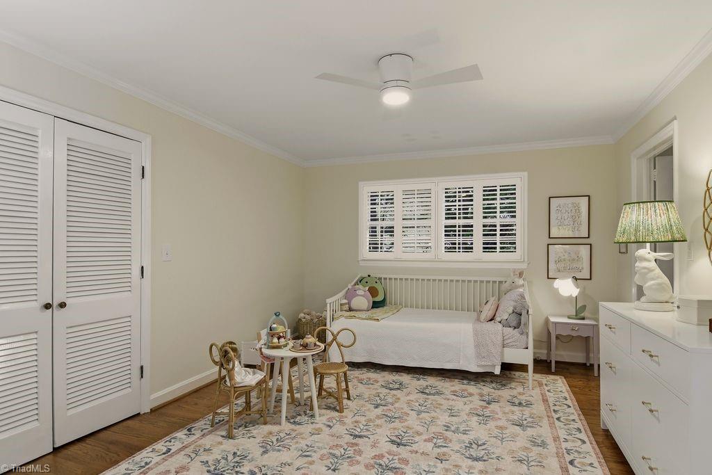 property viewer photo 22