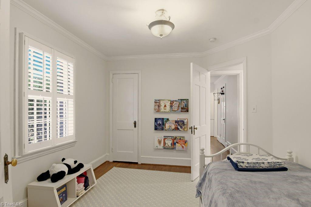 property viewer photo 23