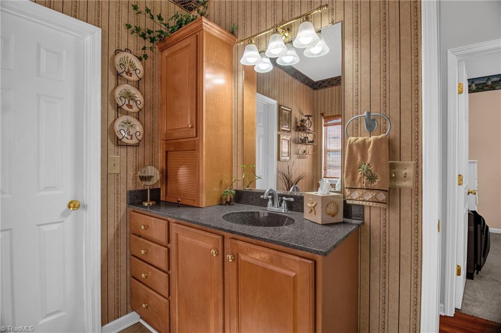 property viewer photo 20