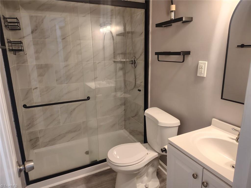 property viewer photo 7