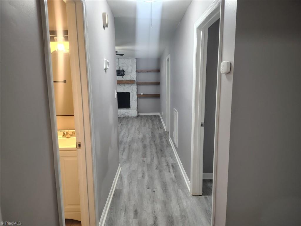 property viewer photo 8
