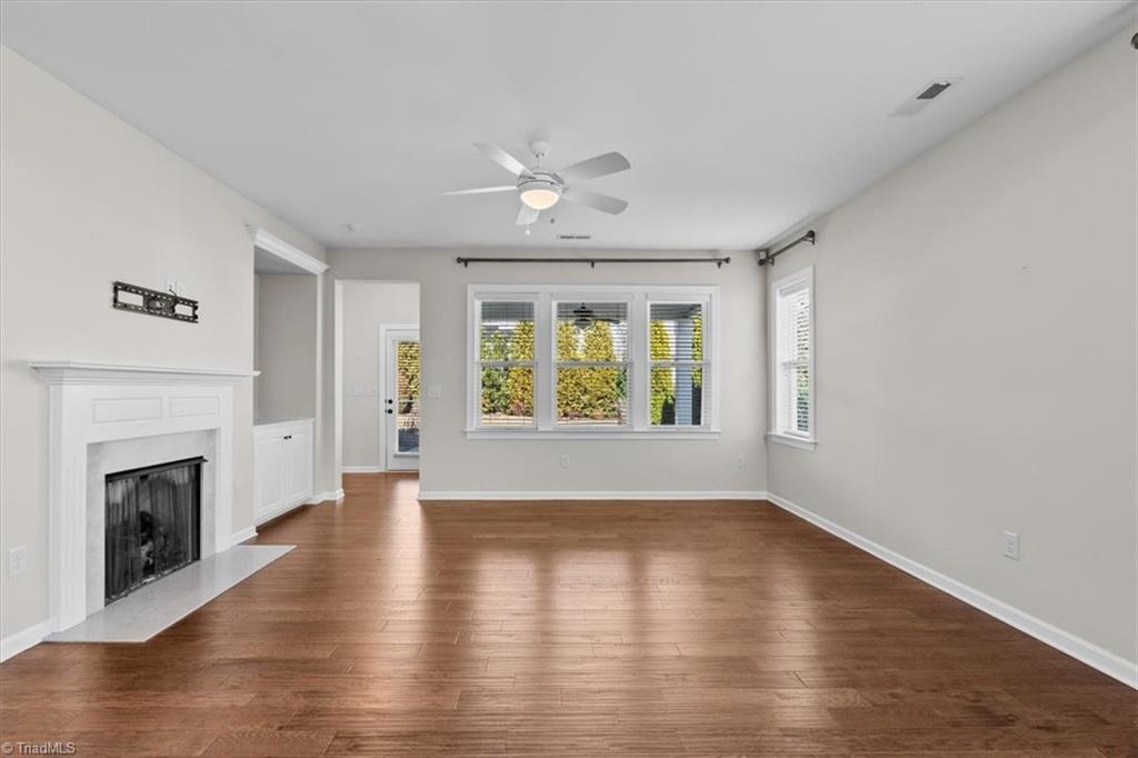 property viewer photo 11
