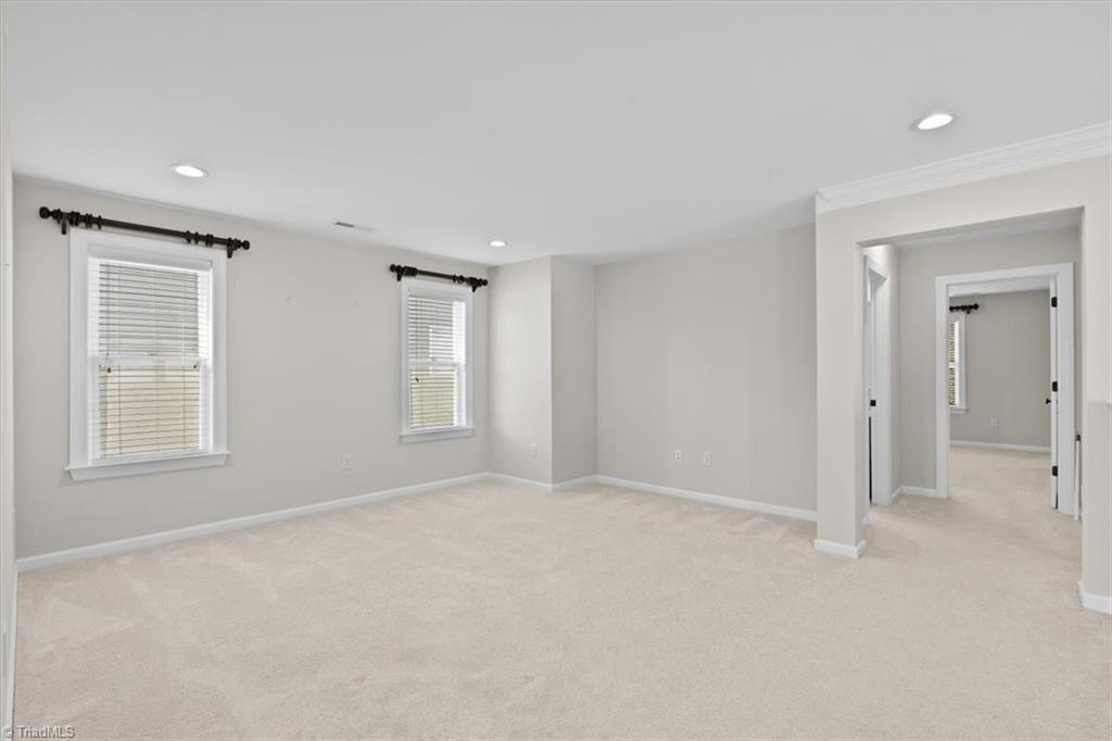 property viewer photo 20