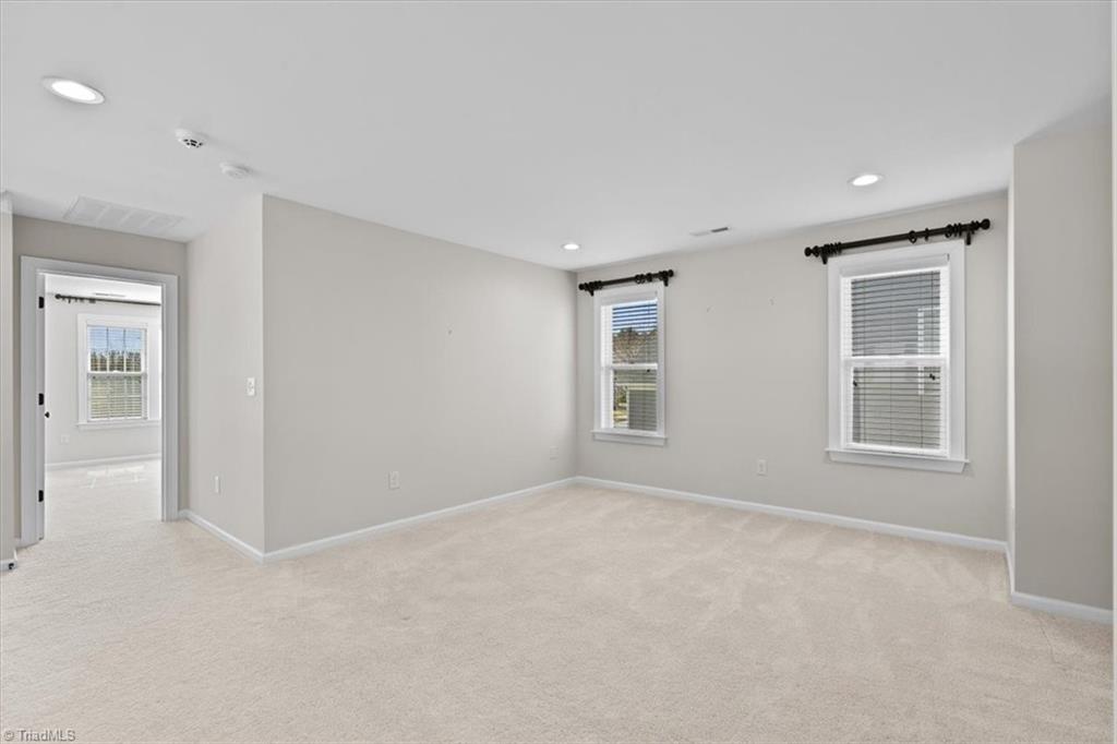 property viewer photo 22