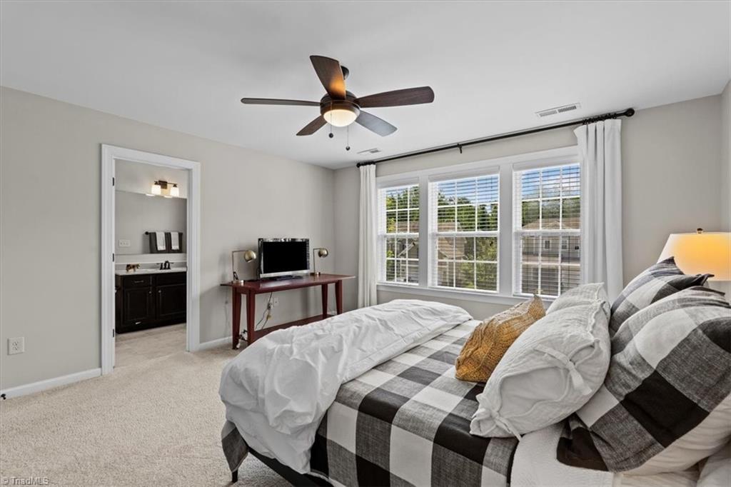 property viewer photo 24