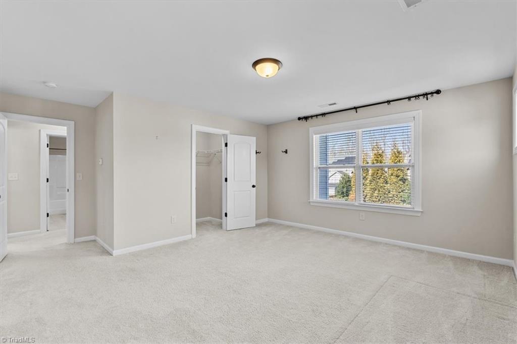 property viewer photo 31