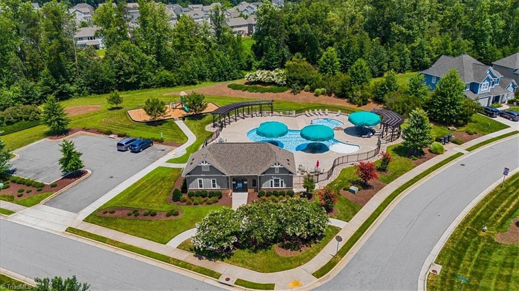 property viewer photo 36
