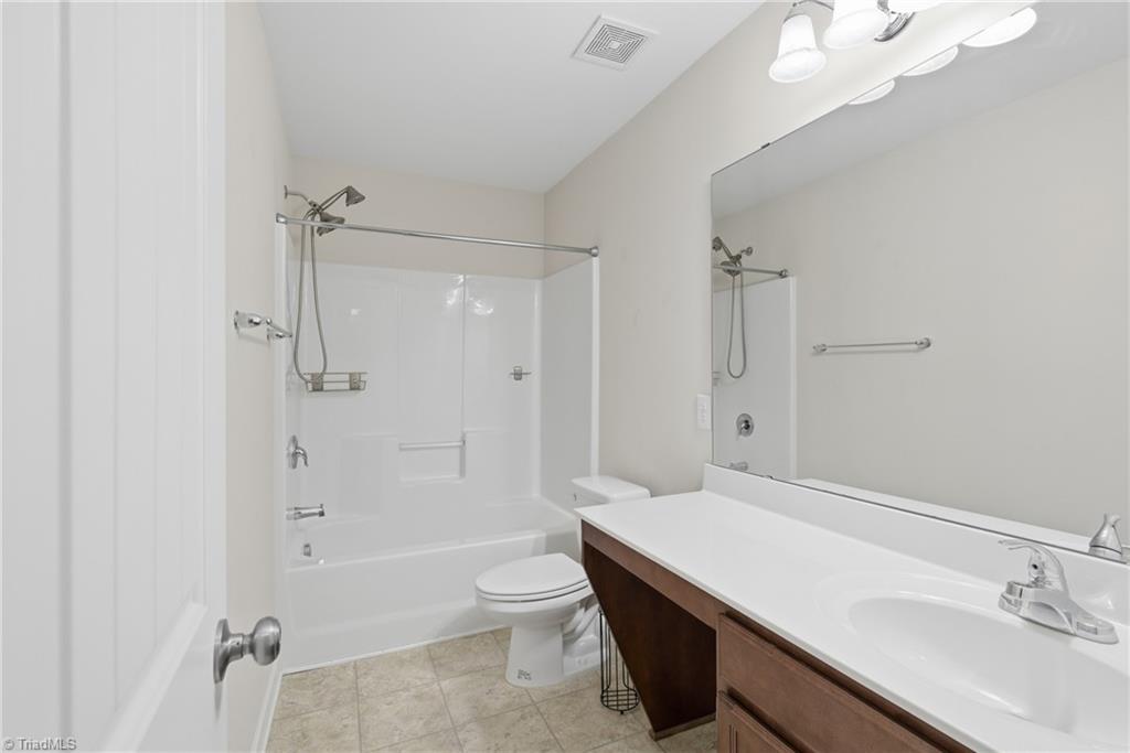 property viewer photo 18