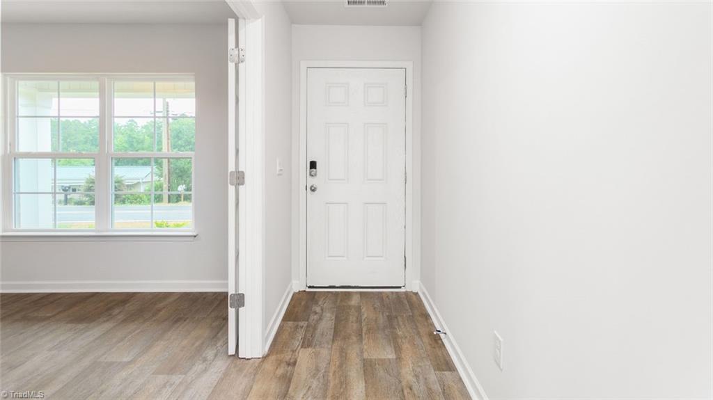 property viewer photo 1