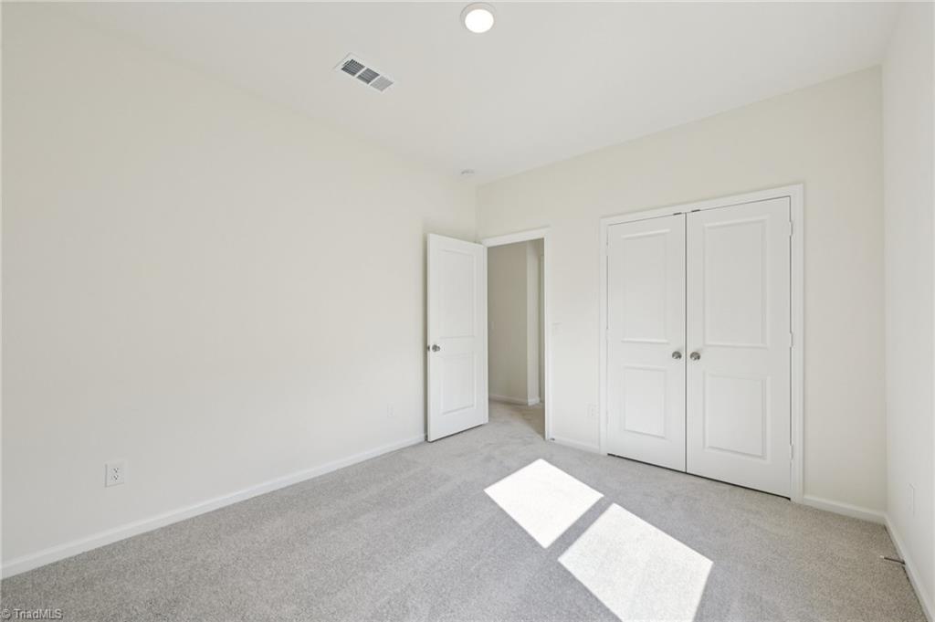 property viewer photo 10