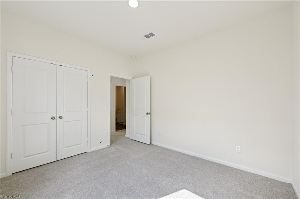 property viewer photo 9