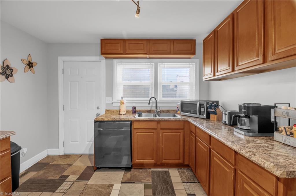 property viewer photo 11
