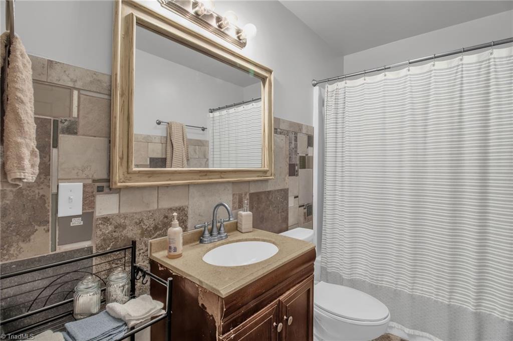 property viewer photo 17