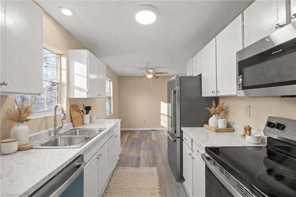 property viewer photo 10