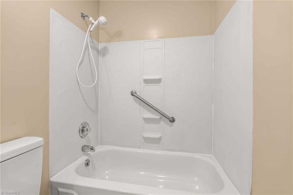 property viewer photo 21