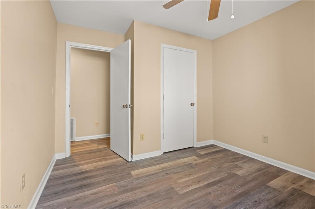 property viewer photo 26