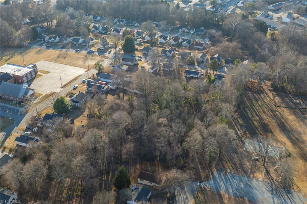 property viewer photo 39