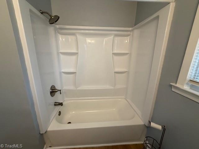 property viewer photo 18