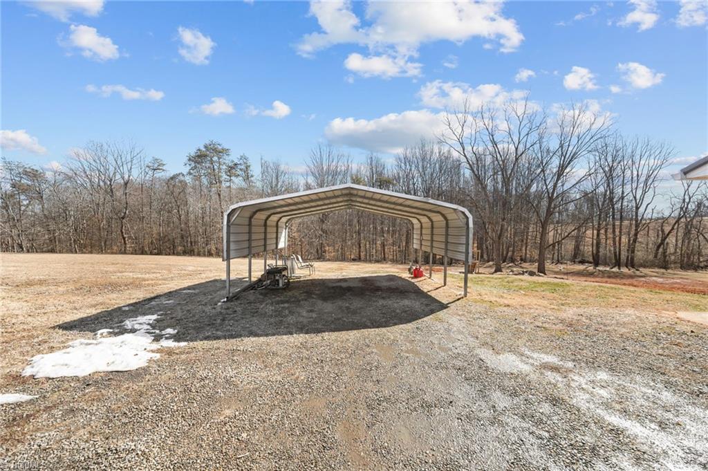 main property photo 34