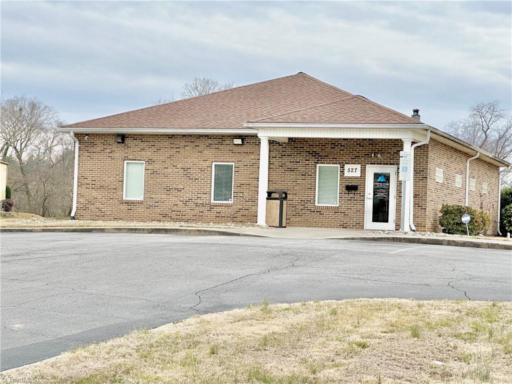 main property photo 4