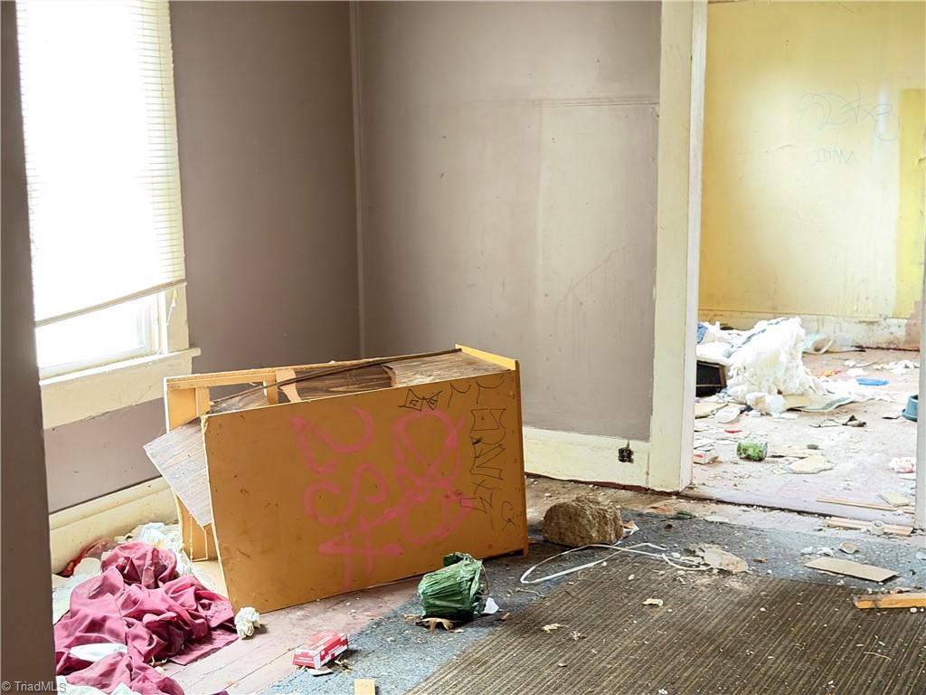 property viewer photo 14