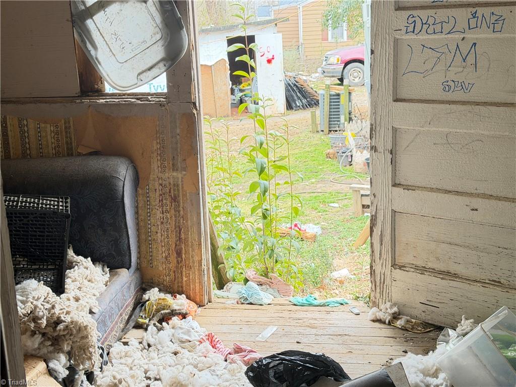 property viewer photo 24