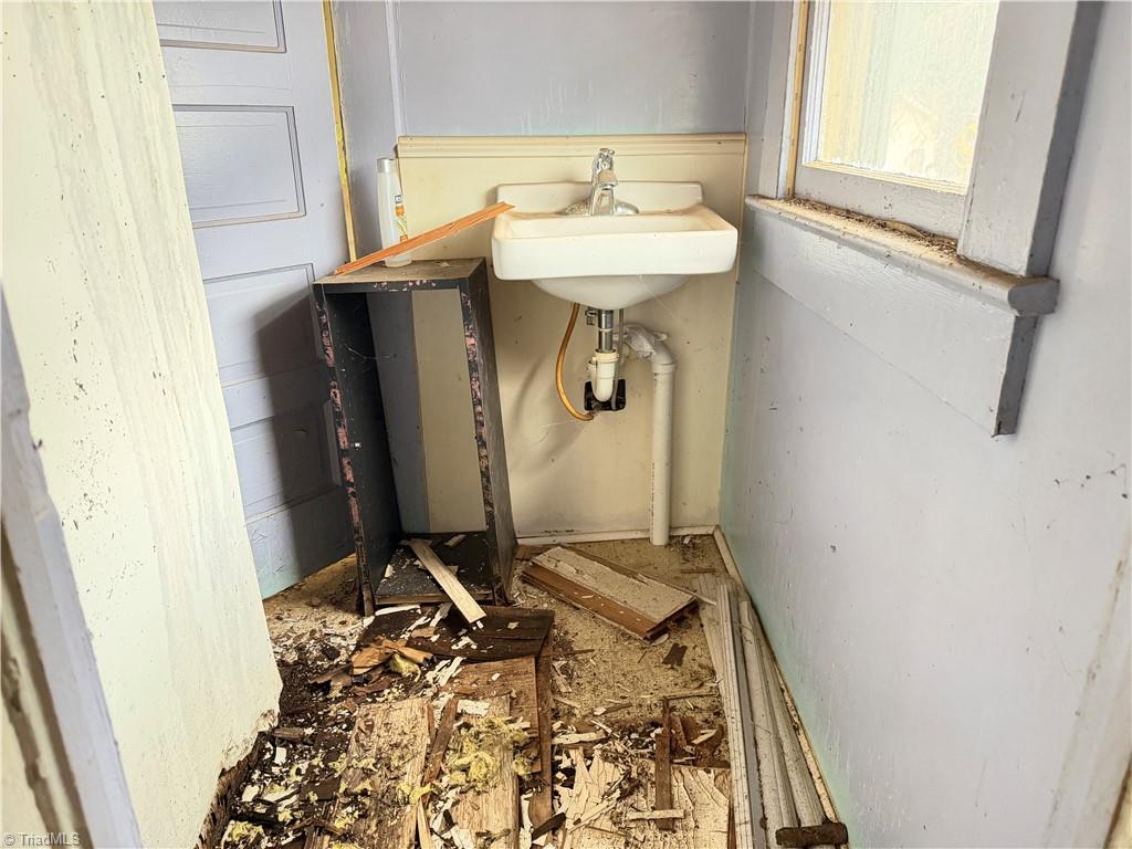 property viewer photo 25