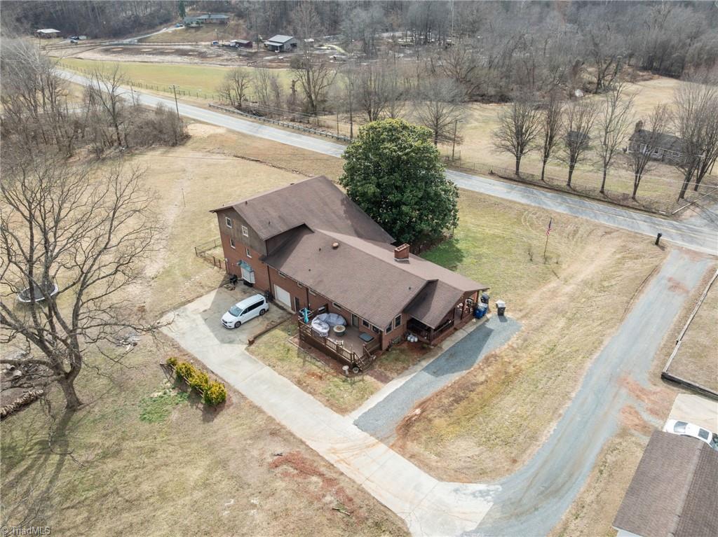main property photo 43