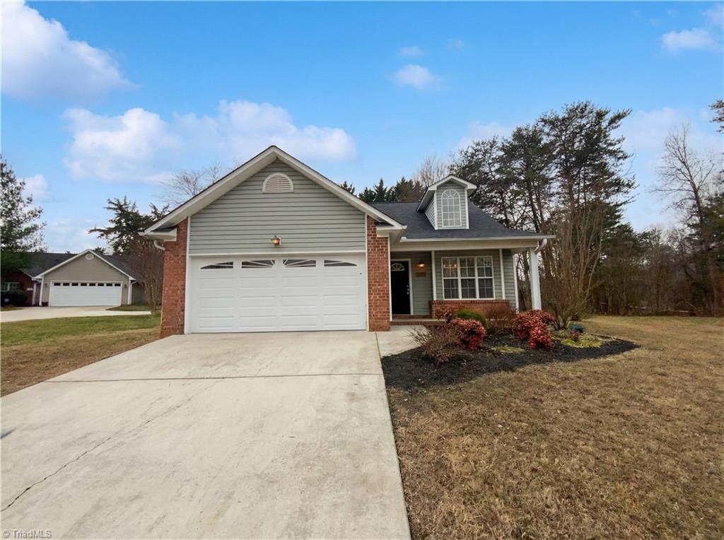 main property photo 0