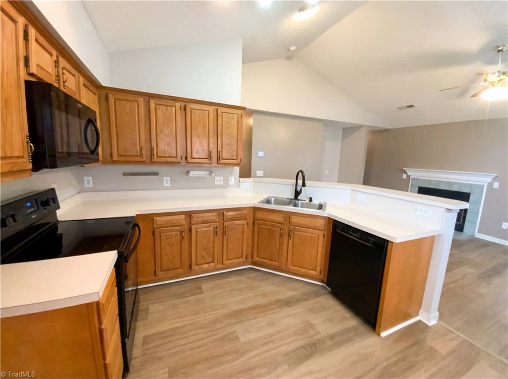 property viewer photo 3